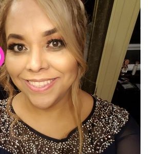 Meet your Posher, Christy